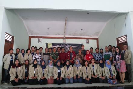 Penerimaan KKN PPM UGM di Desa Singosaren, Banguntapan, Bantul